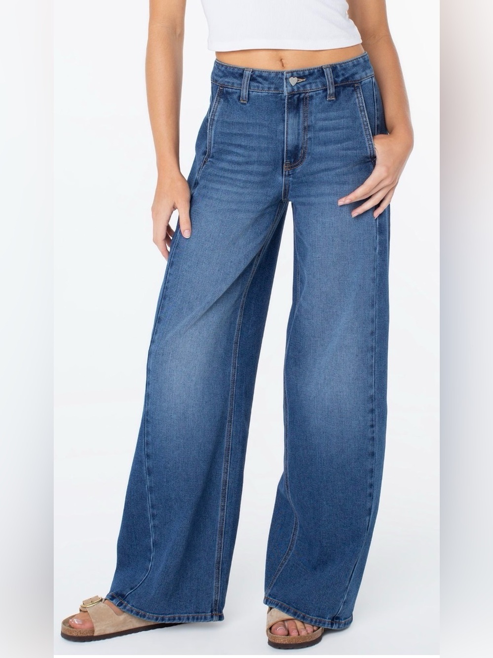Celebrity Pink Women’s Wide-Leg Jeans
